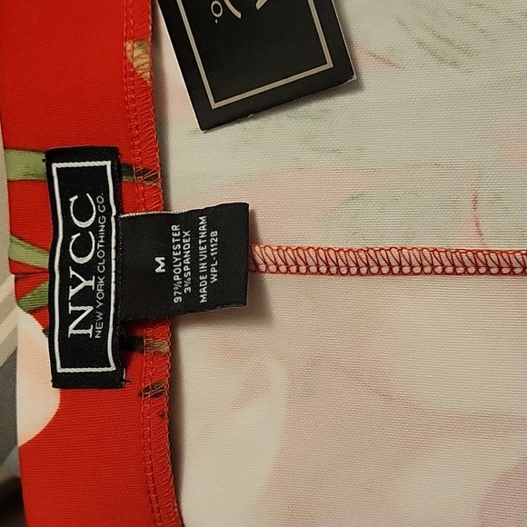 Elastic waist skirt - Picture 2 of 3